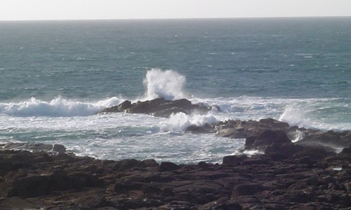 Vagues sur les rochers Vagues sur les rochers