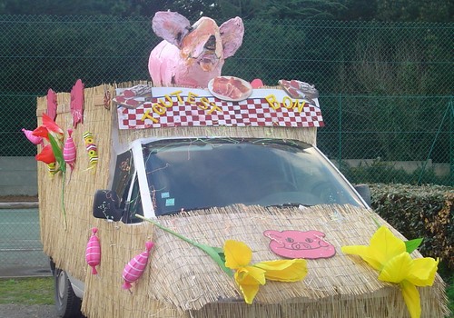 carnaval ile-grande 2011 voiture cochonne